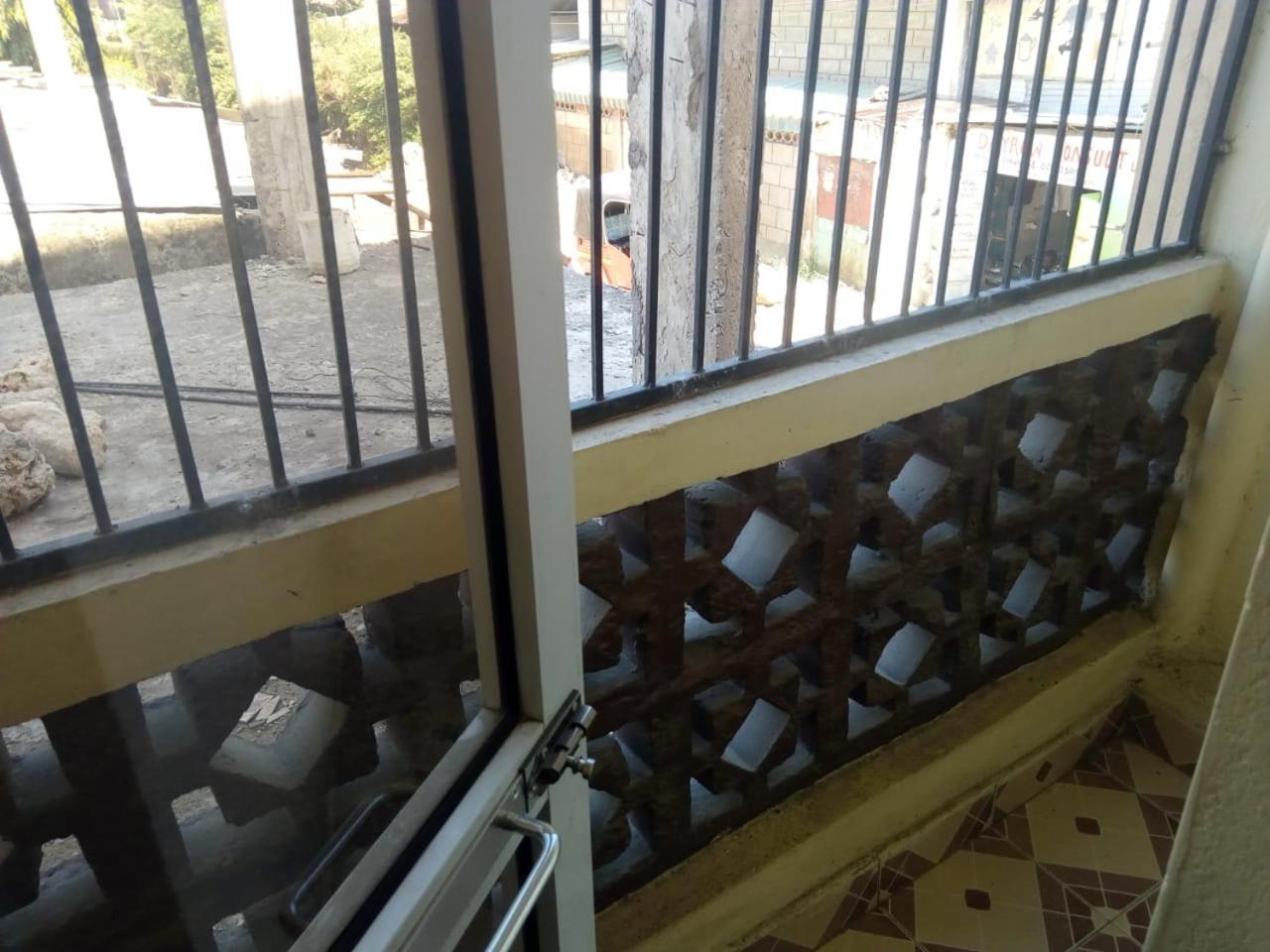 מלון מומבסה Viriko Boarding House מראה חיצוני תמונה