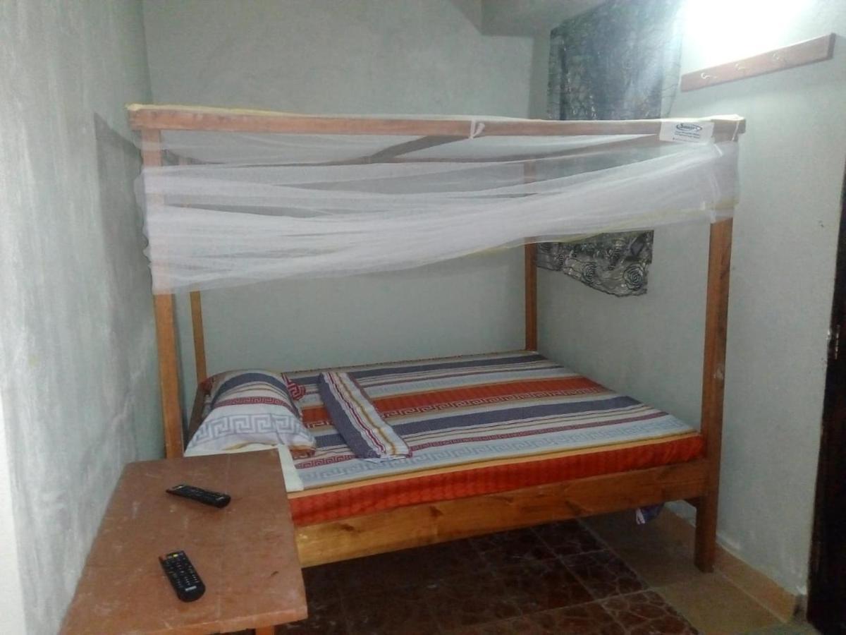 מלון מומבסה Viriko Boarding House מראה חיצוני תמונה