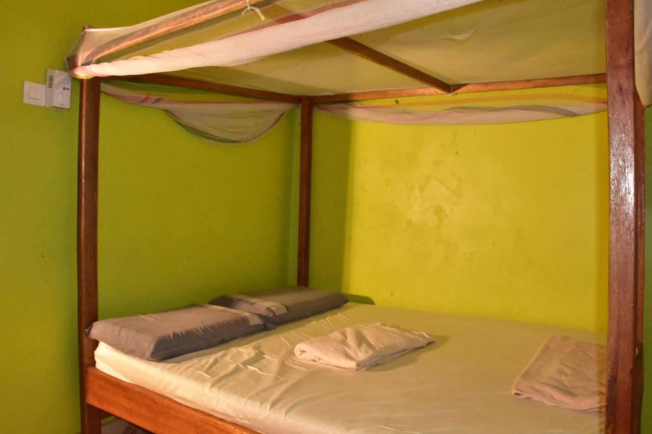 מלון מומבסה Viriko Boarding House מראה חיצוני תמונה